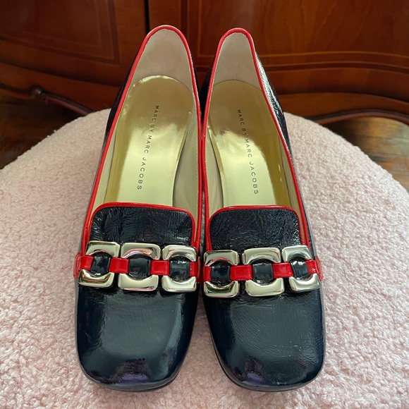 Marc Jacobs Shoes - Marc by Marc Jacobs paren navy/red square toe shoes